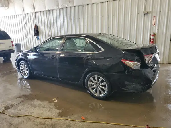 4T1BF1FK7GU611759 2016 TOYOTA CAMRY - Image 2