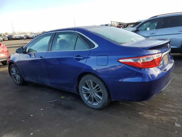 4T1BF1FK7GU611986 2016 TOYOTA CAMRY - Image 2