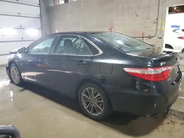 4T1BF1FK7HU268016 2017 TOYOTA CAMRY - Image 2