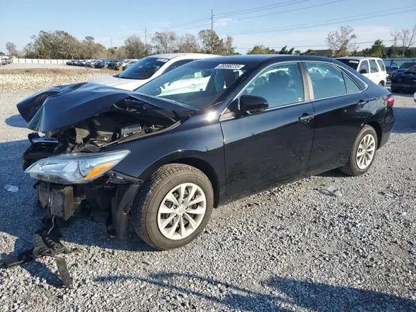 4T1BF1FK7HU272681 2017 TOYOTA CAMRY - Image 1