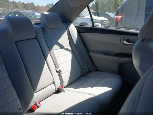 4T1BF1FK7HU274723 2017 TOYOTA CAMRY - Image 8