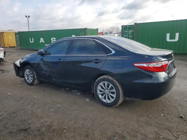 4T1BF1FK7HU279260 2017 TOYOTA CAMRY - Image 2