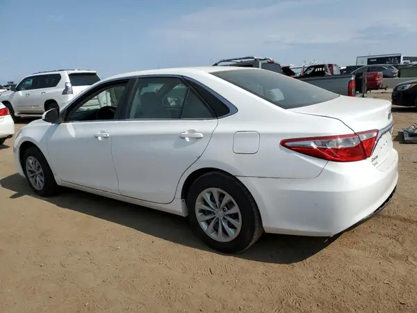 4T1BF1FK7HU281428 2017 TOYOTA CAMRY - Image 2