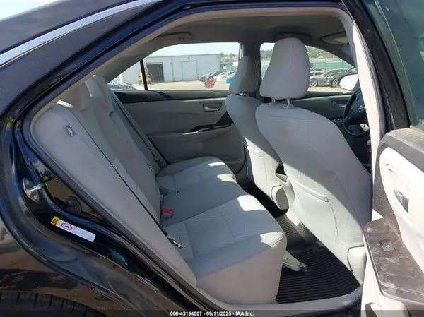 4T1BF1FK7HU284992 2017 TOYOTA CAMRY - Image 8