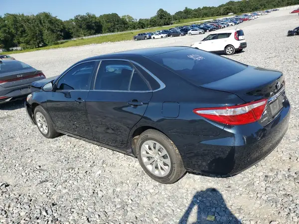 4T1BF1FK7HU285236 2017 TOYOTA CAMRY - Image 2