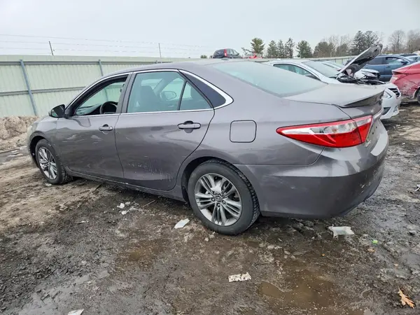 4T1BF1FK7HU286564 2017 TOYOTA CAMRY - Image 2