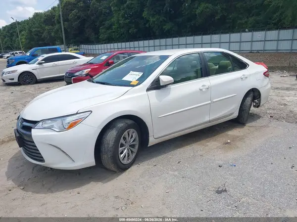 4T1BF1FK7HU289920 2017 TOYOTA CAMRY - Image 2