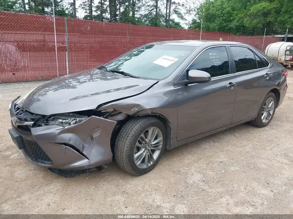 4T1BF1FK7HU291263 2017 TOYOTA CAMRY - Image 2