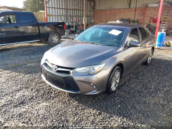 4T1BF1FK7HU292364 2017 TOYOTA CAMRY - Image 2