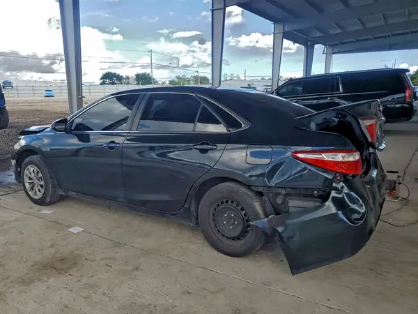 4T1BF1FK7HU296057 2017 TOYOTA CAMRY - Image 2