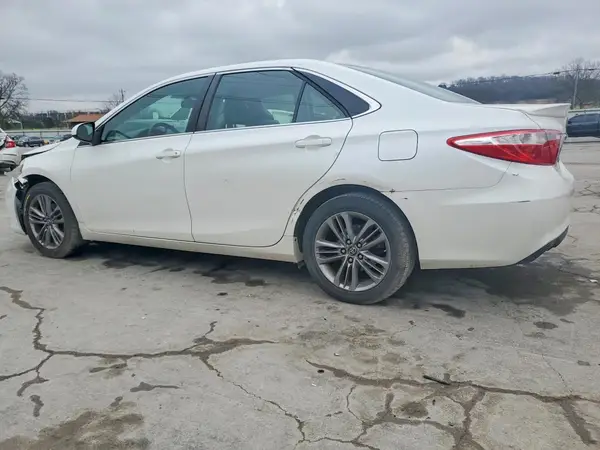 4T1BF1FK7HU297919 2017 TOYOTA CAMRY - Image 2