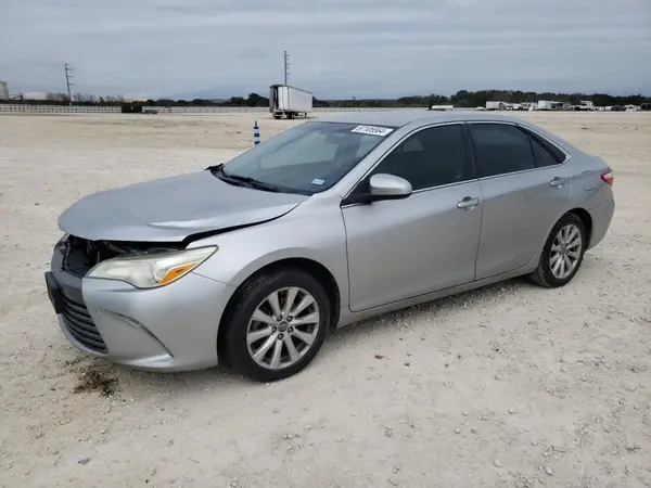 4T1BF1FK7HU299282 2017 TOYOTA CAMRY - Image 1