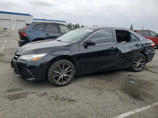 4T1BF1FK7HU300883 2017 TOYOTA CAMRY - Image 1