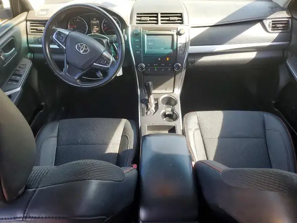 4T1BF1FK7HU300950 2017 TOYOTA CAMRY - Image 8