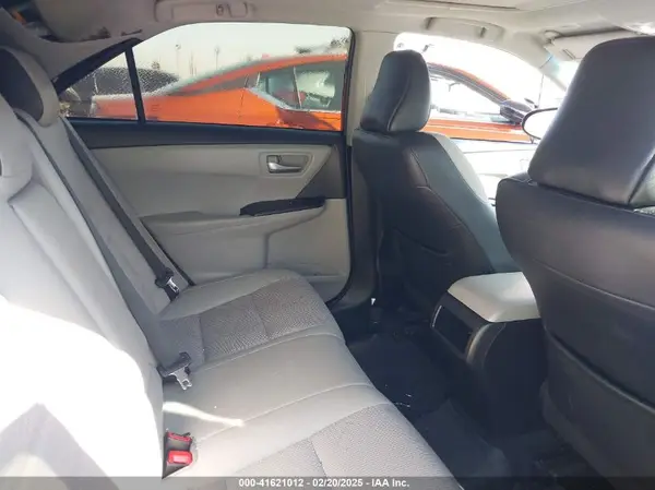 4T1BF1FK7HU305890 2017 TOYOTA CAMRY - Image 8