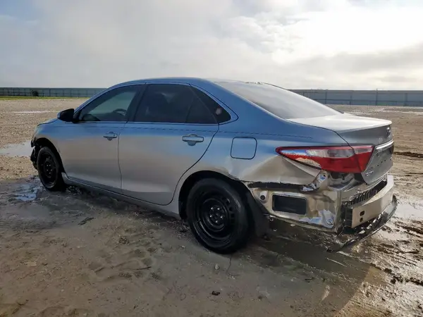 4T1BF1FK7HU306330 2017 TOYOTA CAMRY - Image 2