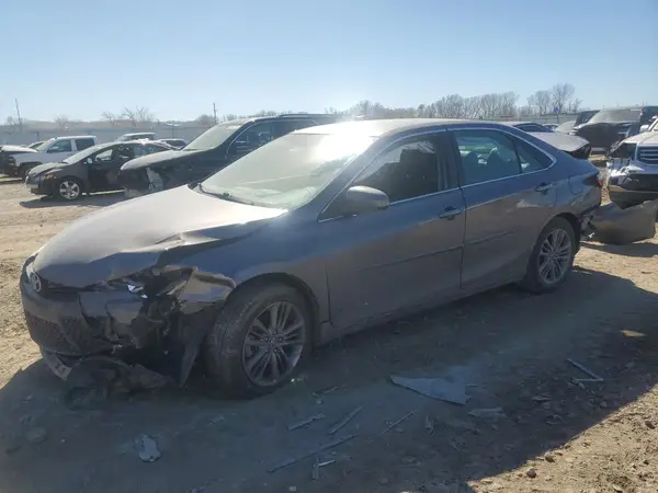 4T1BF1FK7HU310474 2017 TOYOTA CAMRY - Image 1