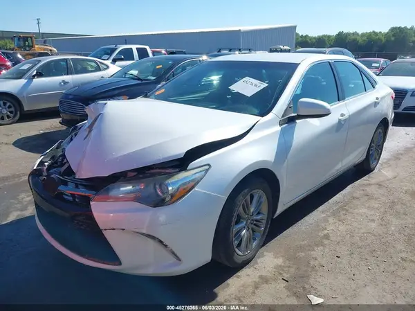 4T1BF1FK7HU310670 2017 TOYOTA CAMRY - Image 2