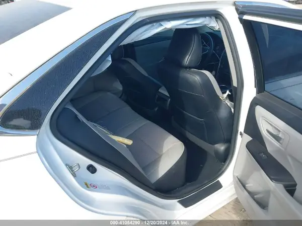 4T1BF1FK7HU312189 2017 TOYOTA CAMRY - Image 8