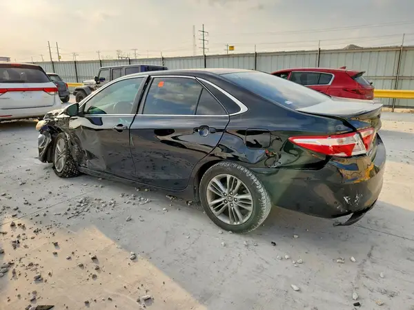 4T1BF1FK7HU312273 2017 TOYOTA CAMRY - Image 2