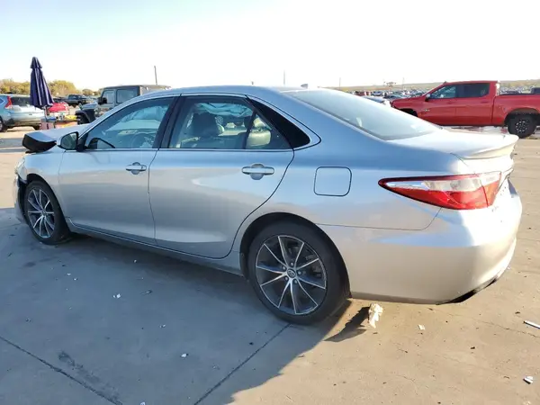4T1BF1FK7HU314086 2017 TOYOTA CAMRY - Image 2