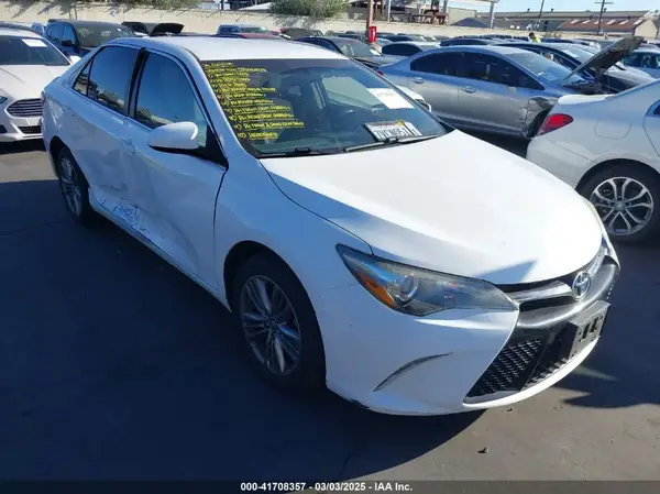 4T1BF1FK7HU317974 2017 TOYOTA CAMRY - Image 1