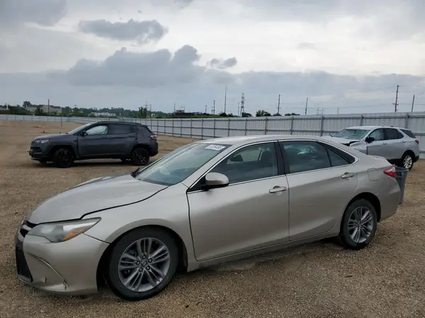 4T1BF1FK7HU320213 2017 TOYOTA CAMRY - Image 1