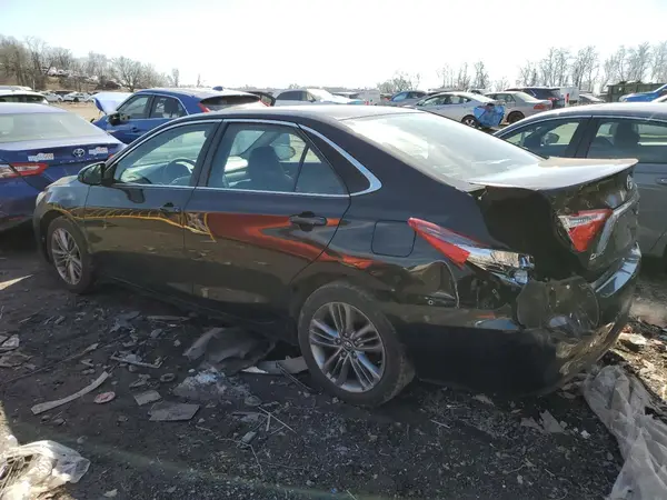 4T1BF1FK7HU320454 2017 TOYOTA CAMRY - Image 2