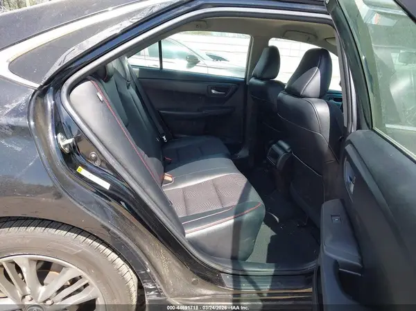 4T1BF1FK7HU322138 2017 TOYOTA CAMRY - Image 8