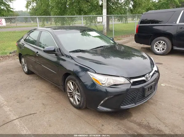 4T1BF1FK7HU322267 2017 TOYOTA CAMRY - Image 1