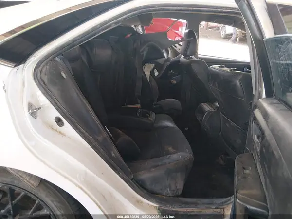 4T1BF1FK7HU324617 2017 TOYOTA CAMRY - Image 8
