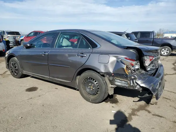 4T1BF1FK7HU326075 2017 TOYOTA CAMRY - Image 2