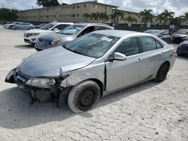 4T1BF1FK7HU331132 2017 TOYOTA CAMRY - Image 1