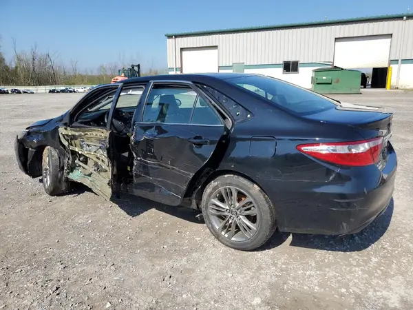 4T1BF1FK7HU334032 2017 TOYOTA CAMRY - Image 2