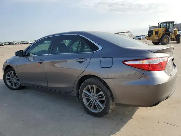 4T1BF1FK7HU341854 2017 TOYOTA CAMRY - Image 2