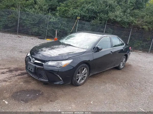 4T1BF1FK7HU342566 2017 TOYOTA CAMRY - Image 2