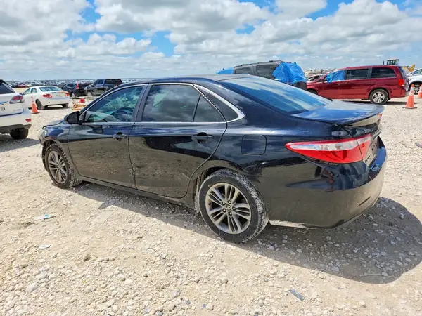 4T1BF1FK7HU342924 2017 TOYOTA CAMRY - Image 2