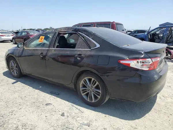 4T1BF1FK7HU350294 2017 TOYOTA CAMRY - Image 2