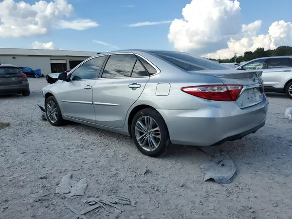 4T1BF1FK7HU357441 2017 TOYOTA CAMRY - Image 2