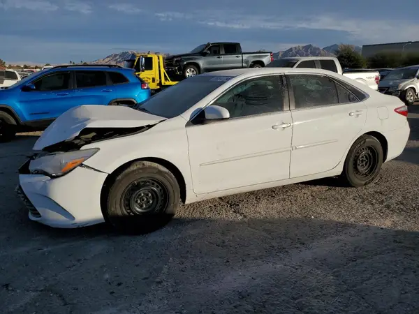 4T1BF1FK7HU358587 2017 TOYOTA CAMRY - Image 1