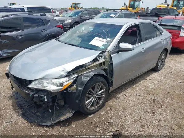 4T1BF1FK7HU359156 2017 TOYOTA CAMRY - Image 2