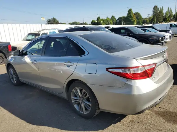 4T1BF1FK7HU359867 2017 TOYOTA CAMRY - Image 2