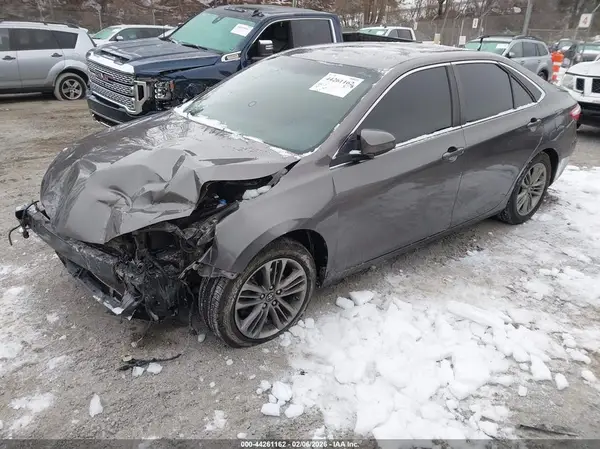4T1BF1FK7HU360663 2017 TOYOTA CAMRY - Image 2