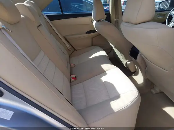 4T1BF1FK7HU364258 2017 TOYOTA CAMRY - Image 8
