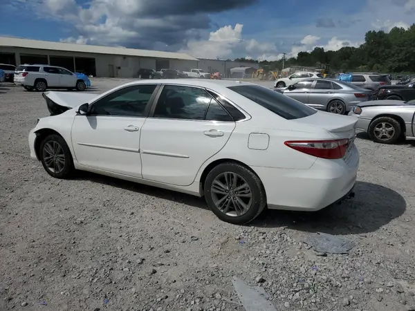 4T1BF1FK7HU368570 2017 TOYOTA CAMRY - Image 2