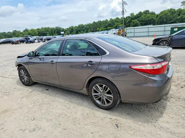 4T1BF1FK7HU373896 2017 TOYOTA CAMRY - Image 2