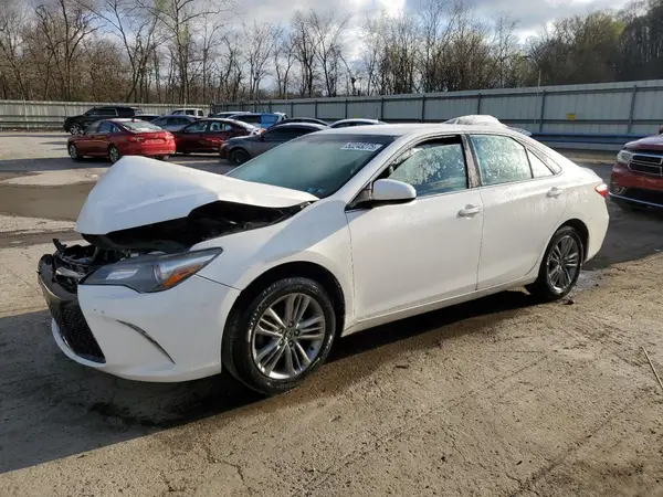 4T1BF1FK7HU374322 2017 TOYOTA CAMRY - Image 1