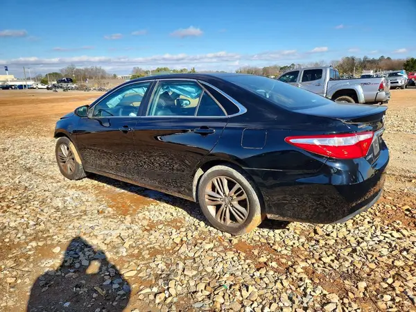 4T1BF1FK7HU375356 2017 TOYOTA CAMRY - Image 2