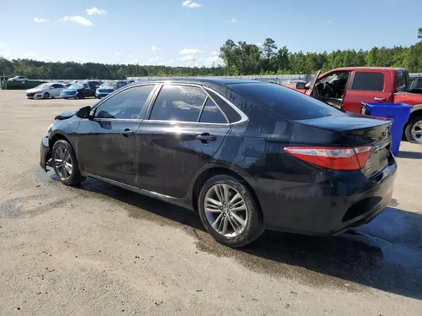 4T1BF1FK7HU377091 2017 TOYOTA CAMRY - Image 2