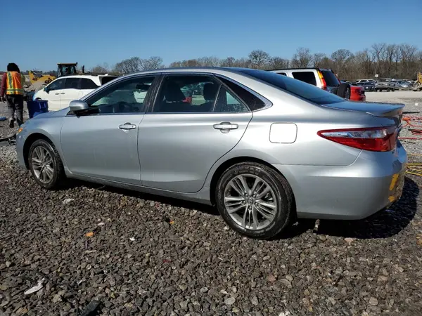 4T1BF1FK7HU379407 2017 TOYOTA CAMRY - Image 2